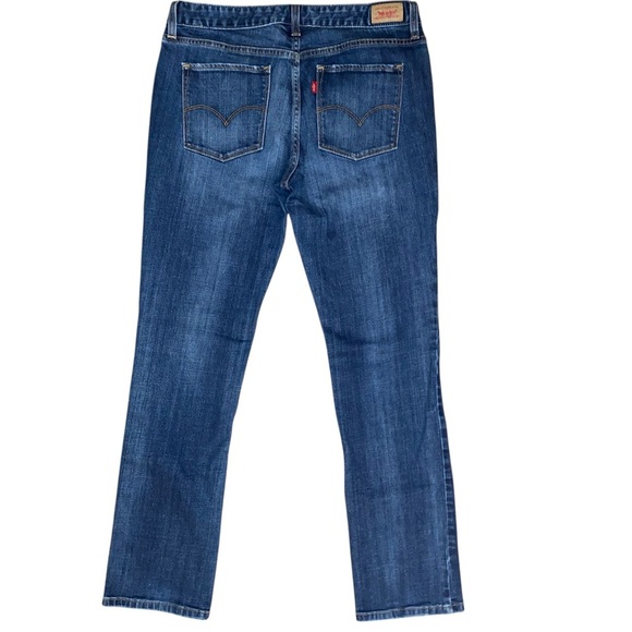 Levi’s 552 Women’s Straight Leg Distressed Jeans in Medium BLU Wash Size 8 - Picture 2 of 6